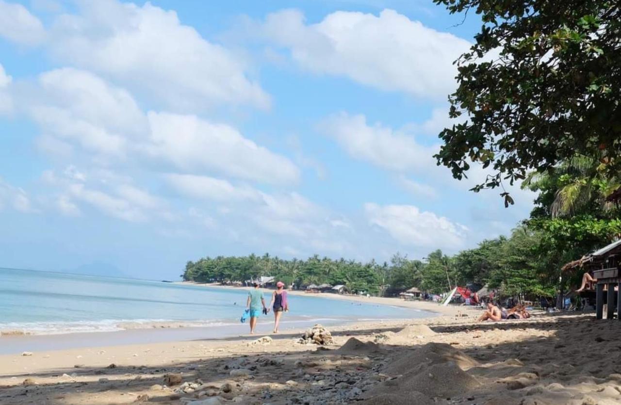 Scandinavian Beach Resort Ko Lanta Extérieur photo