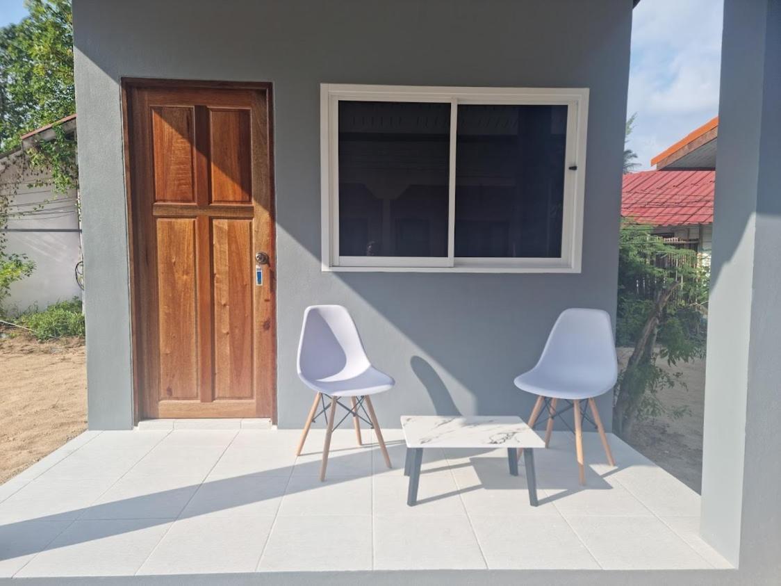 Scandinavian Beach Resort Ko Lanta Extérieur photo