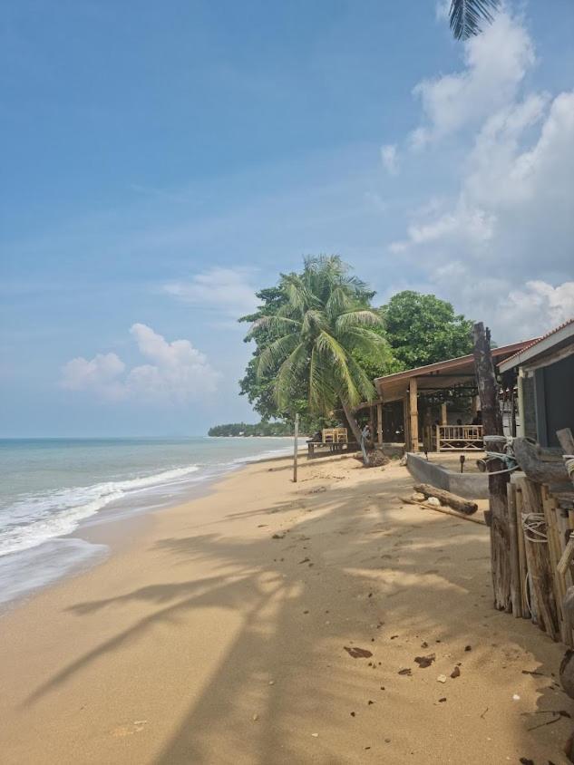 Scandinavian Beach Resort Ko Lanta Extérieur photo